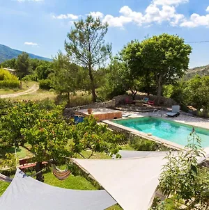 Villa de 3 chambres avec piscine privee jardin amenage et wifi a Vauvenargues Exterior photo