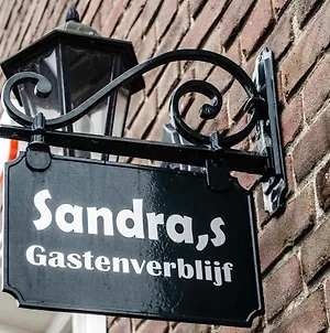 Sandra'S Gastenverblijf Oostvoorne Exterior photo
