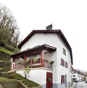 Maison a la Frontière Espagnole Arnéguy Exterior photo