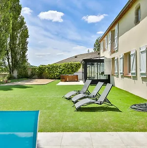 Belle maison de 300 m2 avec piscine, sauna, jacuzzi Aizenay Exterior photo