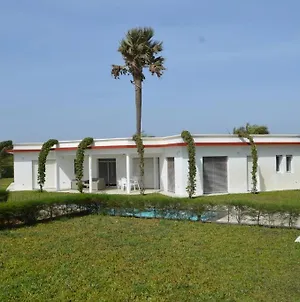 Domaine Maya Plage, Villa 2 au bord de l'Océan Cap Skirring Exterior photo