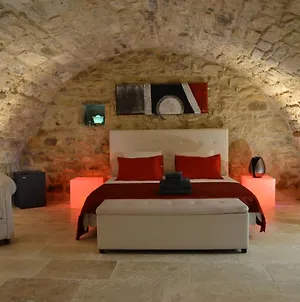 Chambre d'hôte romantique avec SPA privatif domaine les nuits envôutées - Vézénobres Exterior photo