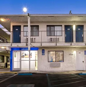 Motel 6-Bakersfield, Ca - South Exterior photo