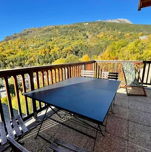 Appartement Large chalet with terrace&view in Briançon Exterior photo