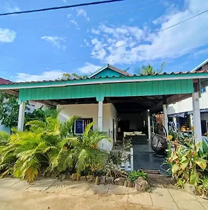 Sam'S Guesthouse M'Pai Bay Koh Rong Sanloem Exterior photo