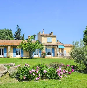Stunning Home In Lanon-Provence With Wifi, Private Swimming Pool And 4 Bedrooms Lançon-Provence Exterior photo