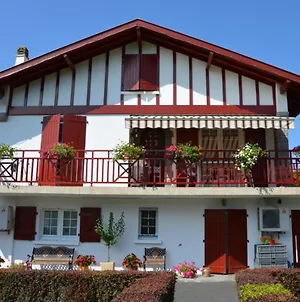 Villa Gure Egoitza à Bardos Exterior photo