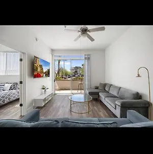 Modern 2 Bedroom Apt In Scottsdale Exterior photo