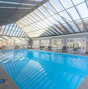 Beautiful Flat For 6 With Swimming Pool Tennis Court And Parking Ref 153 Le Touquet-Paris-Plage Exterior photo