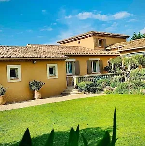 Villa Entre St Remy De Provence Et Avignon Noves Exterior photo