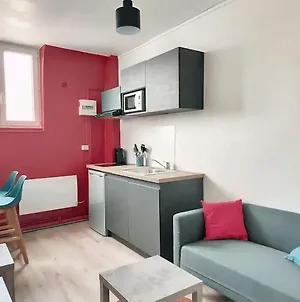 Appartement Stud' Extra Cosy 2 Pers Gare Wifi à Saint-Quentin  Exterior photo