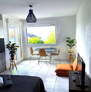 Appartement Jolie Vue Au Calme à Évian-les-Bains Exterior photo