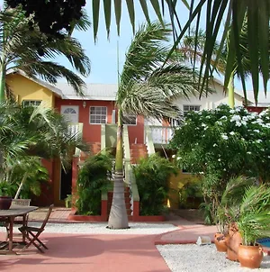 Cunucu Villas - Aruba Tropical Garden Apartments Oranjestad Exterior photo