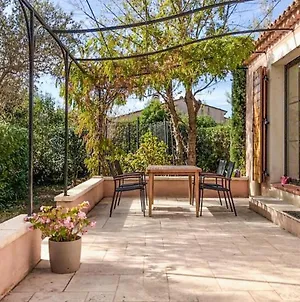 Stunning Home In Salon-De-Provence With Outdoor Swimming Pool, Wifi And 3 Bedrooms Exterior photo