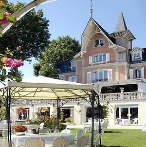 Hôtel Logis Le Manoir De L'Onde à Sens Exterior photo