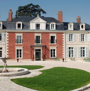 Hôtel&Spa du Domaine des Thômeaux, The Originals Relais  Mosnes Exterior photo