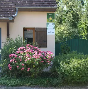 Villa Le Port Mesnil Exterior photo