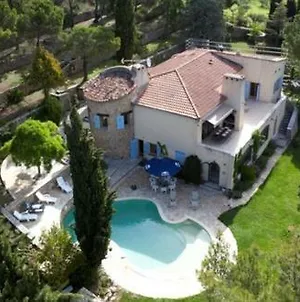 Villa de caractère climatisée avec piscine135 Chemin Prive La Ferrage Aups Exterior photo