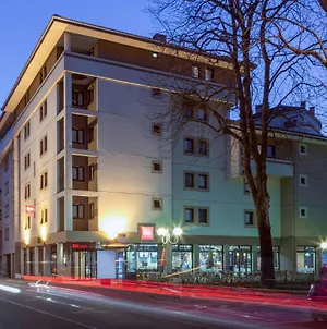 Hôtel Ibis Thonon Centre Exterior photo